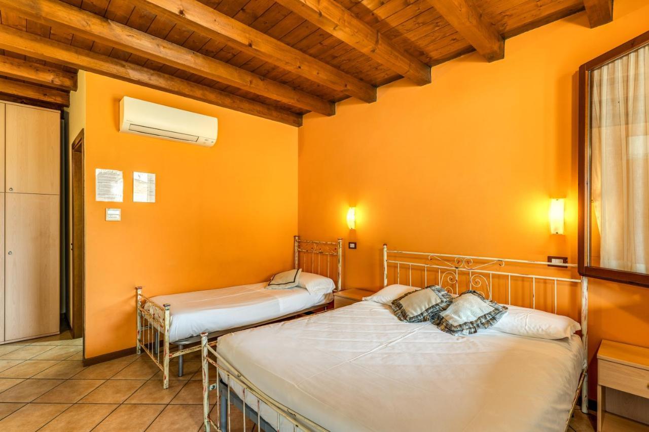 Agriturismo Pozzo Fiorito Castiglione Delle Stiviere Εξωτερικό φωτογραφία
