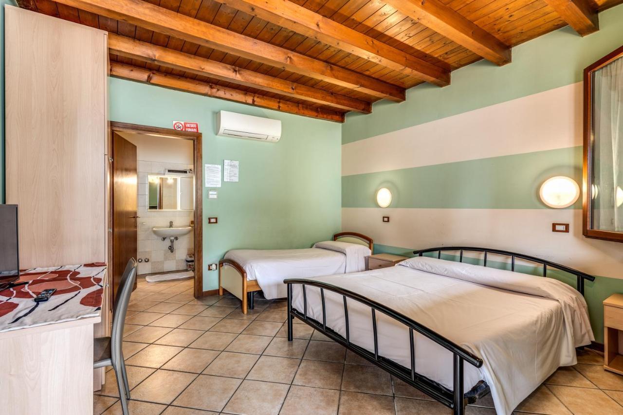 Agriturismo Pozzo Fiorito Castiglione Delle Stiviere Εξωτερικό φωτογραφία