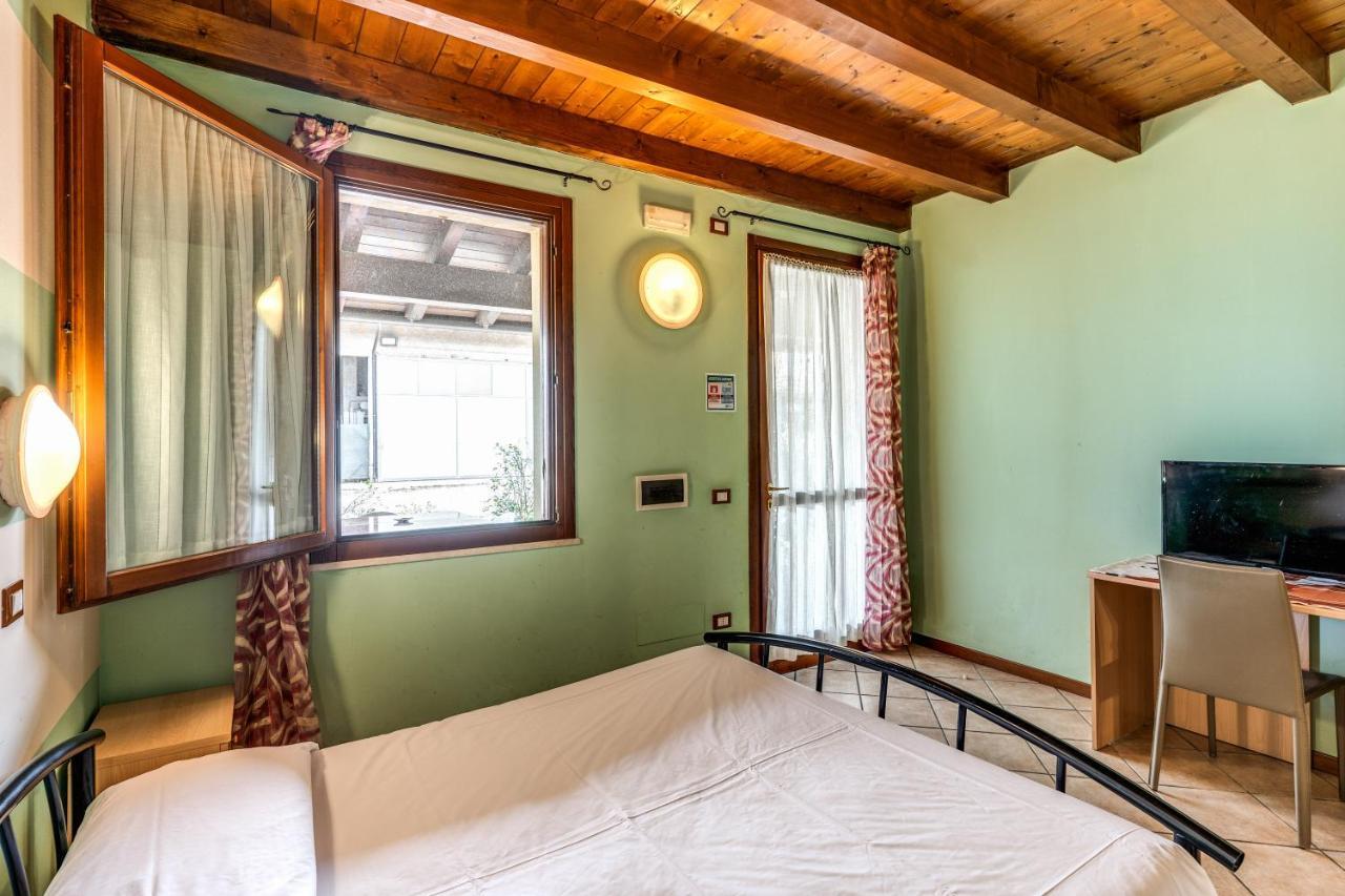 Agriturismo Pozzo Fiorito Castiglione Delle Stiviere Εξωτερικό φωτογραφία