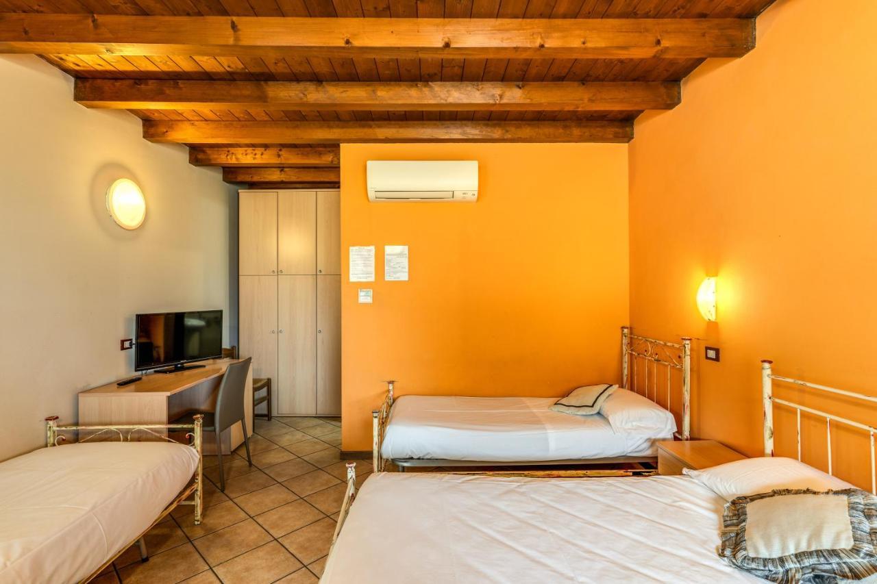 Agriturismo Pozzo Fiorito Castiglione Delle Stiviere Εξωτερικό φωτογραφία