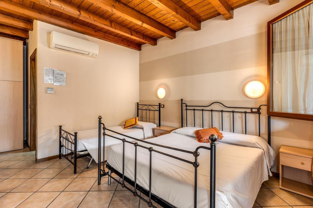 Agriturismo Pozzo Fiorito Castiglione Delle Stiviere Εξωτερικό φωτογραφία